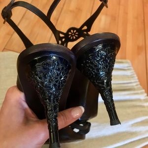 Worn once Leather Limited Edition Valentino Sandal